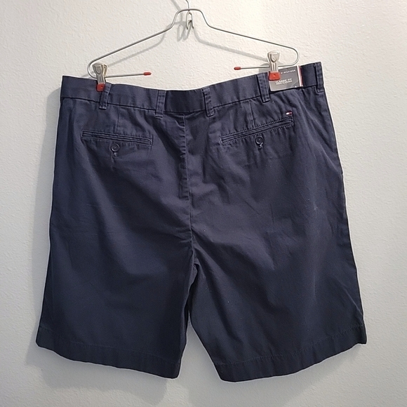 Tommy Hilfiger Men's Classic Fit Chino Shorts Size 40 - Picture 4 of 9